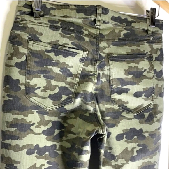 Divided by H&M Military Style Slim Jean Pants - Picture 2 of 9